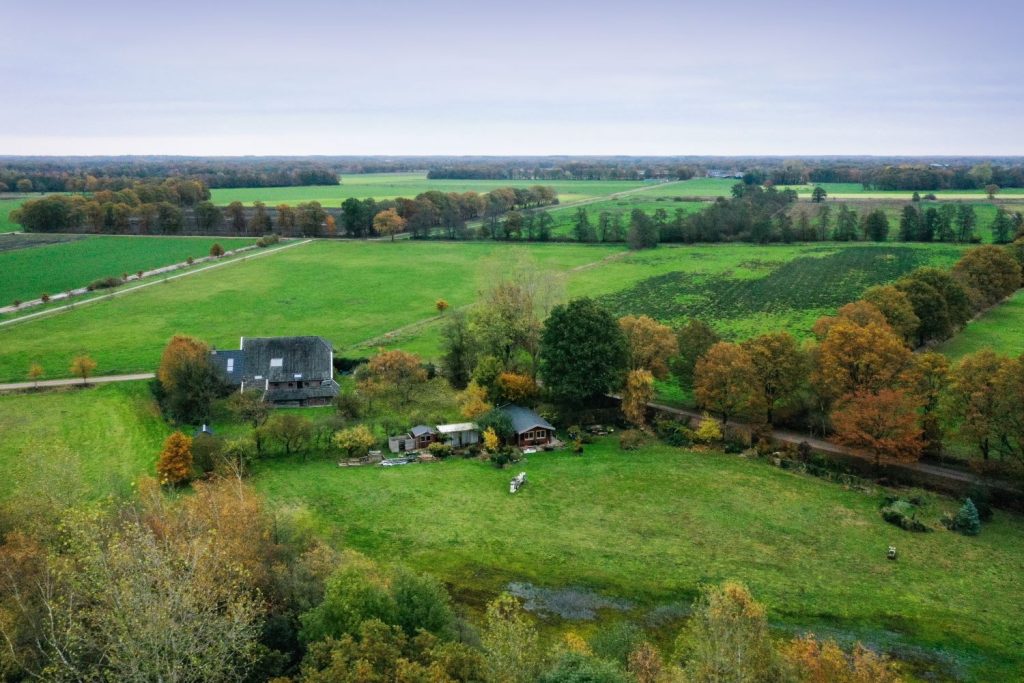 Overzichtsfoto van de locatie waar Energietuin Assen-Zuid komt.